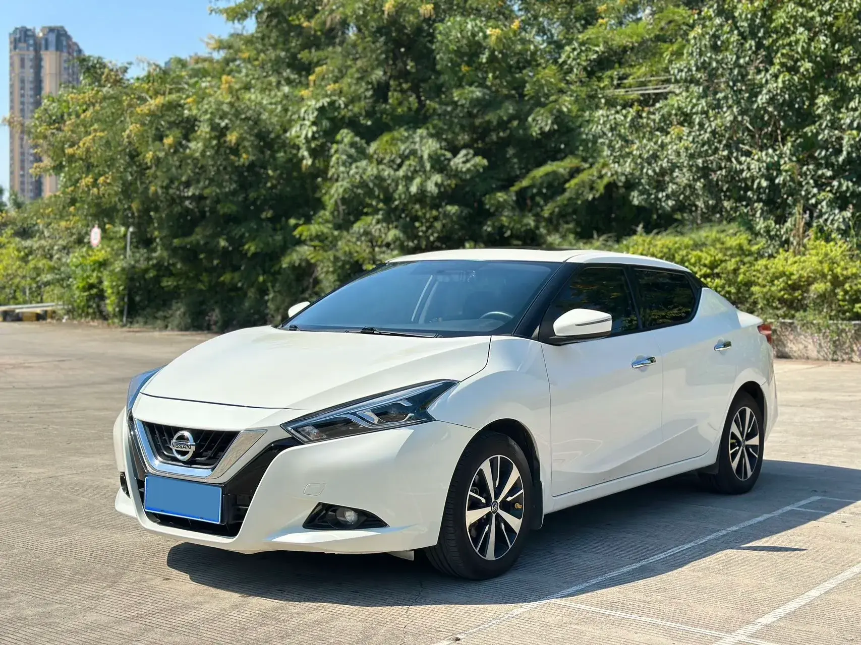 2021 NISSAN BLUEBIRD view 1