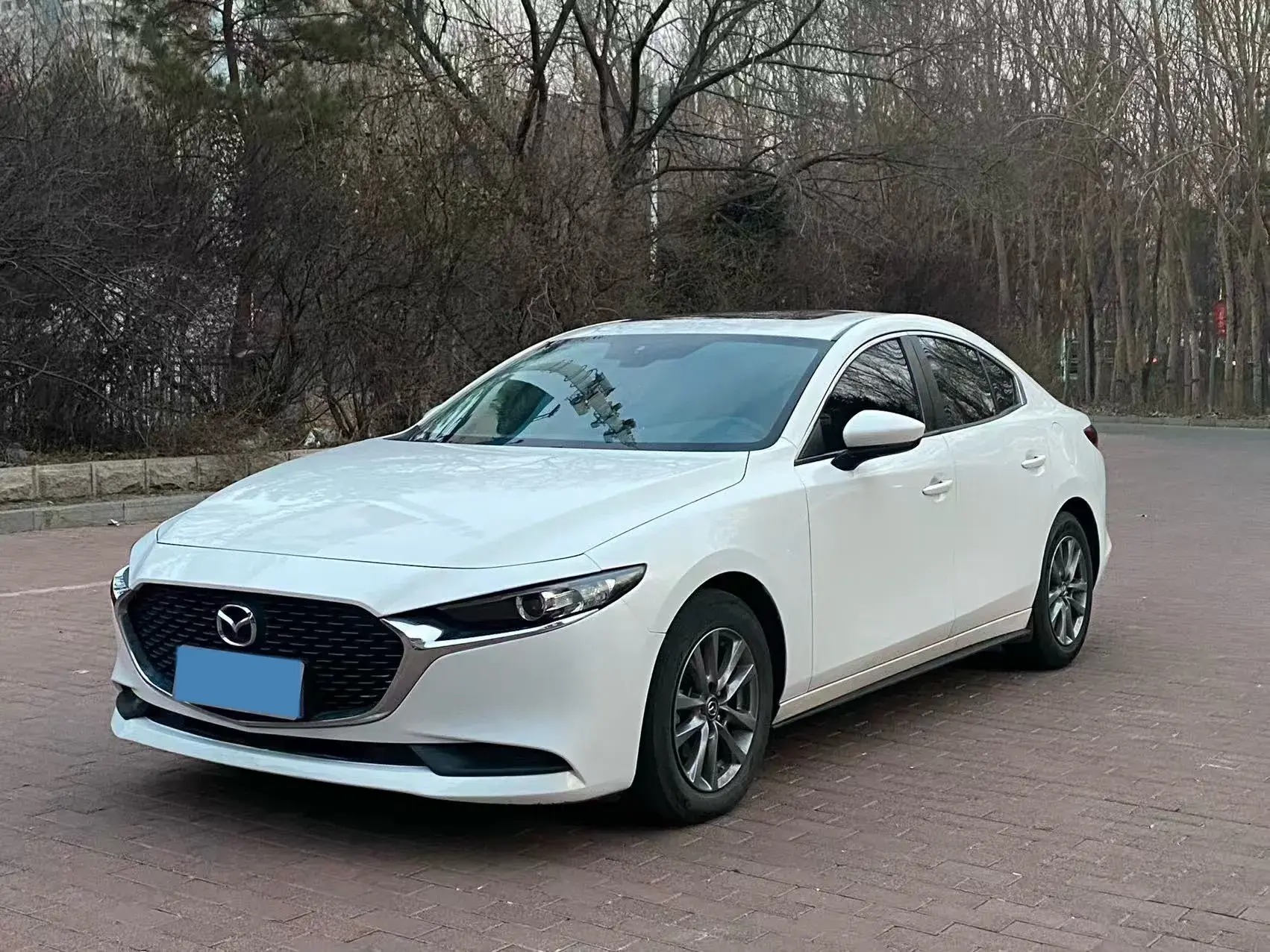 2021 MAZDA 3 view 1