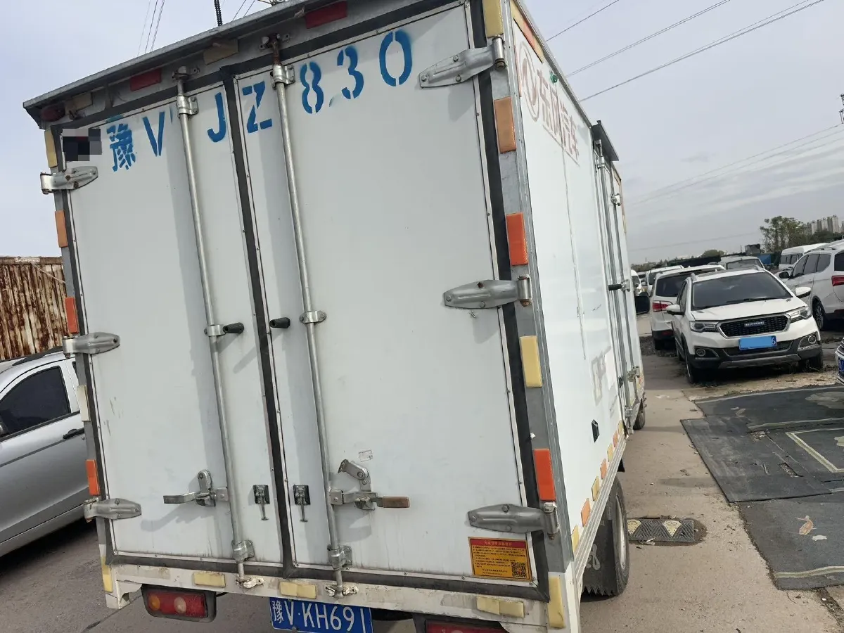 2018 ChangAn Kaicene ShenQi T20 1.5L 112HP L4 5MT,autocango,china used car exporter,china ev exporter,chinese used car exporter,chinese used ev exporter