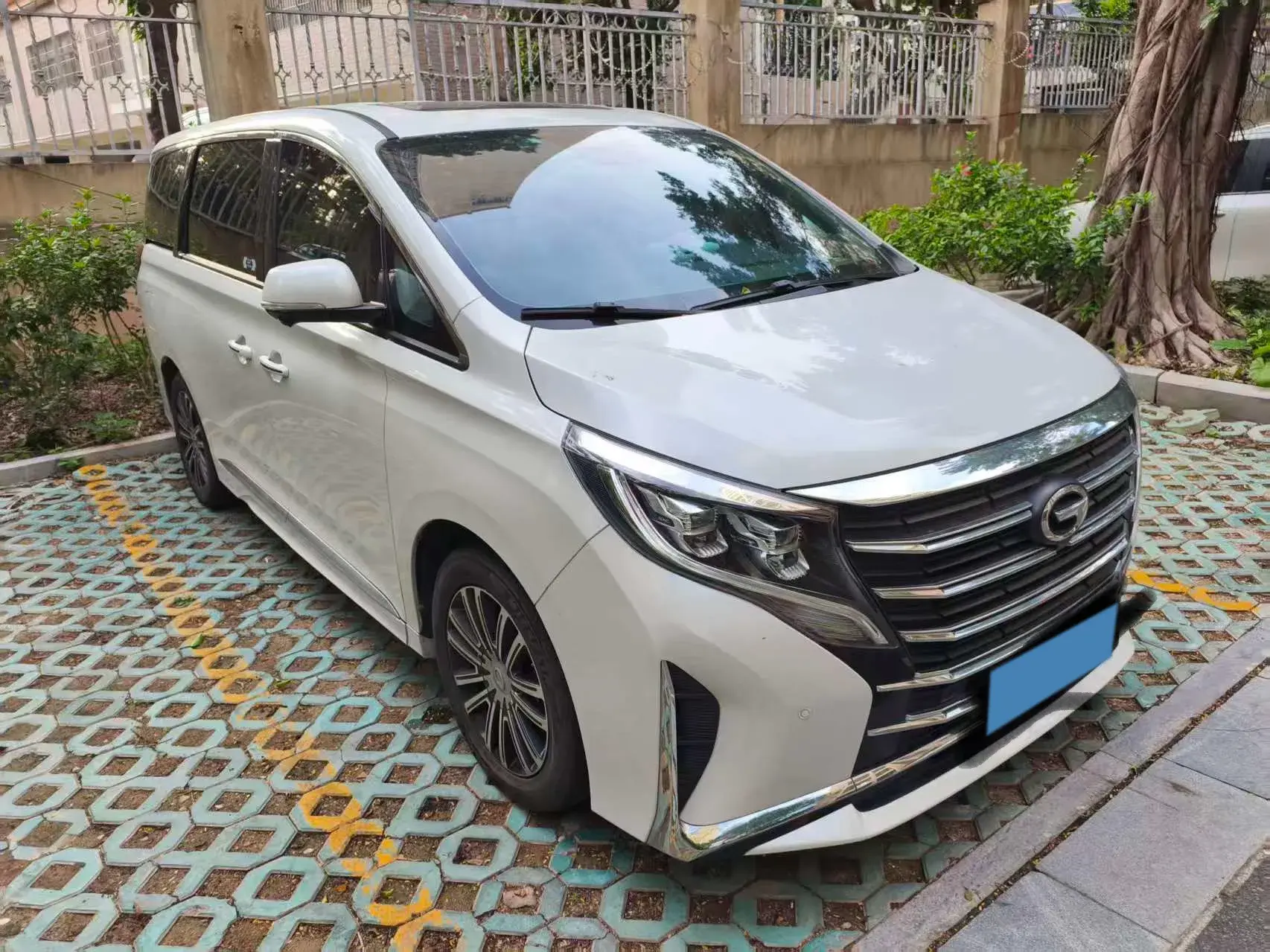 2023 GAC TRUMPCHI thumbnail 2