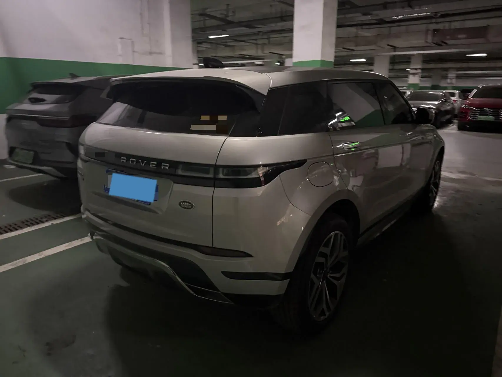 2022 LAND ROVER thumbnail 4