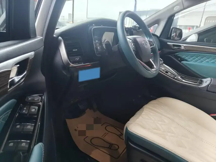 2021 GAC TRUMPCHI thumbnail 3