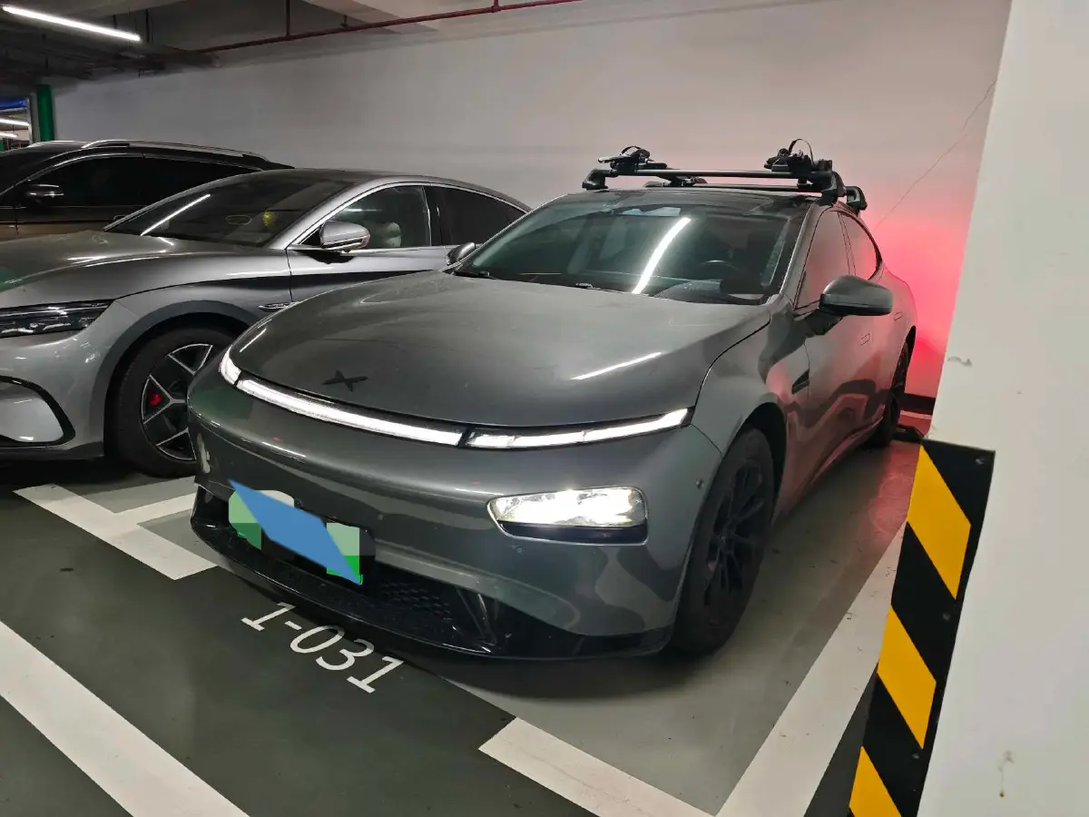 2022 Xpeng P7 BEV 77.9KWH