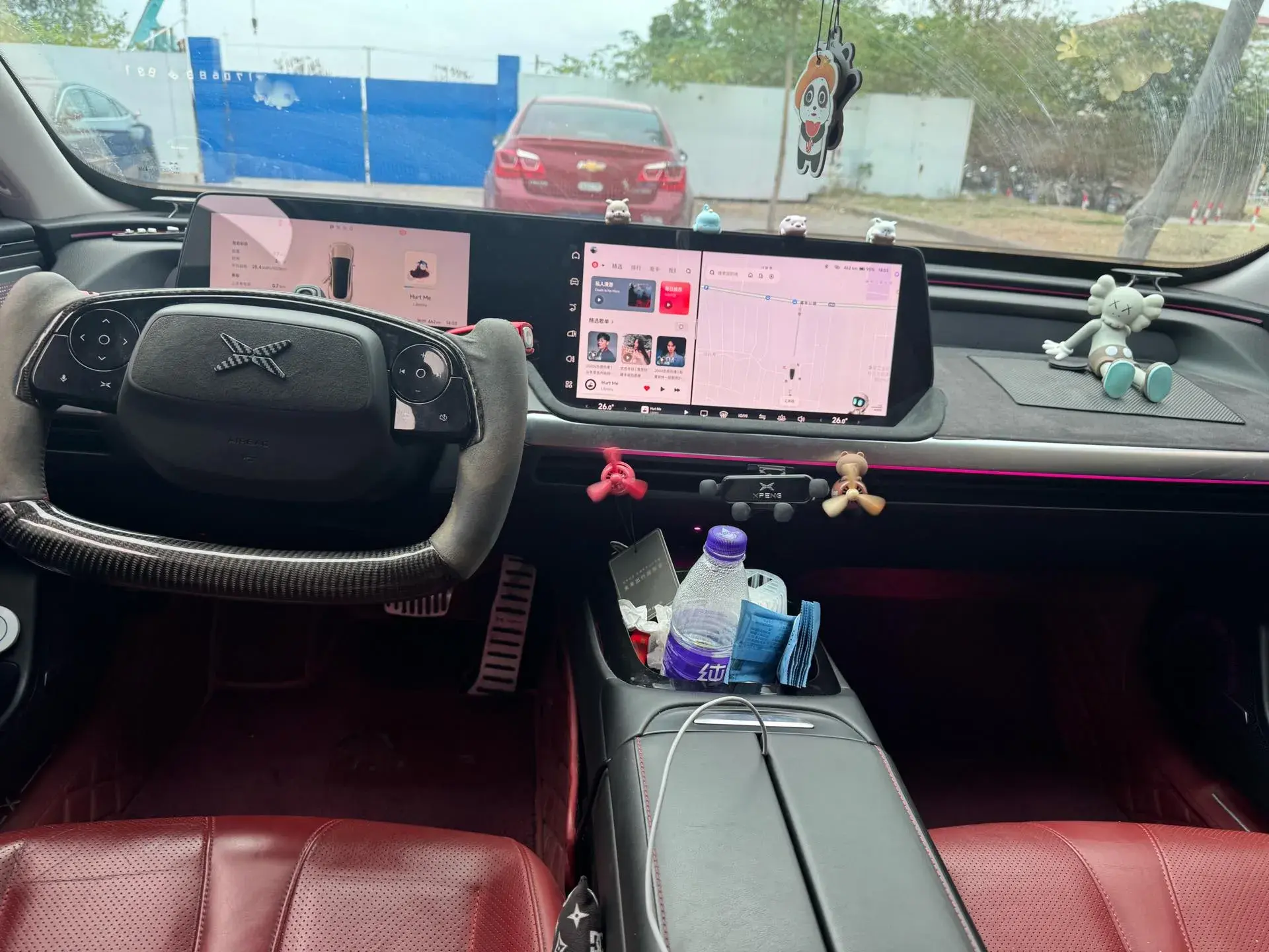 2020 XPENG P7 thumbnail 3