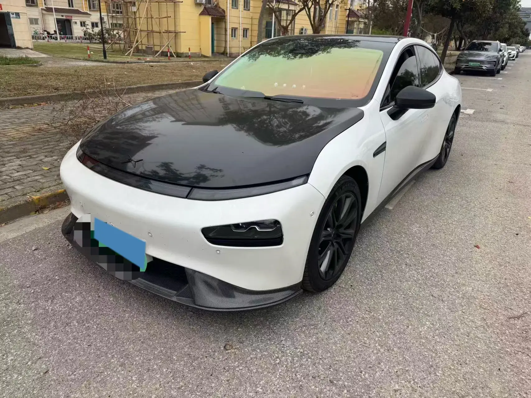 2020 XPENG P7 view 1
