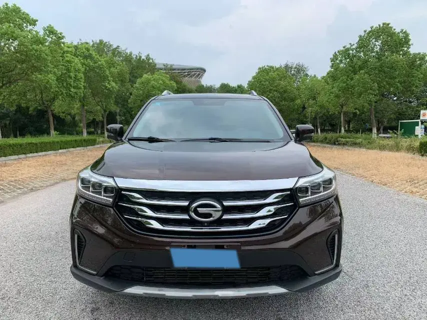 2019 GAC TRUMPCHI thumbnail 2