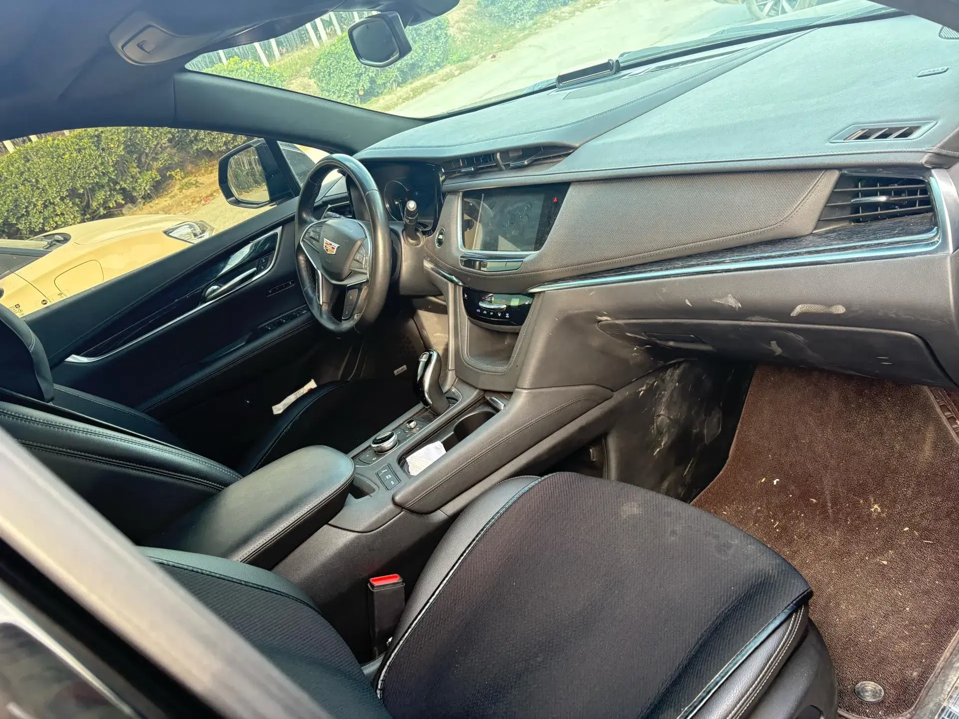 2023 CADILLAC XT5 thumbnail 3