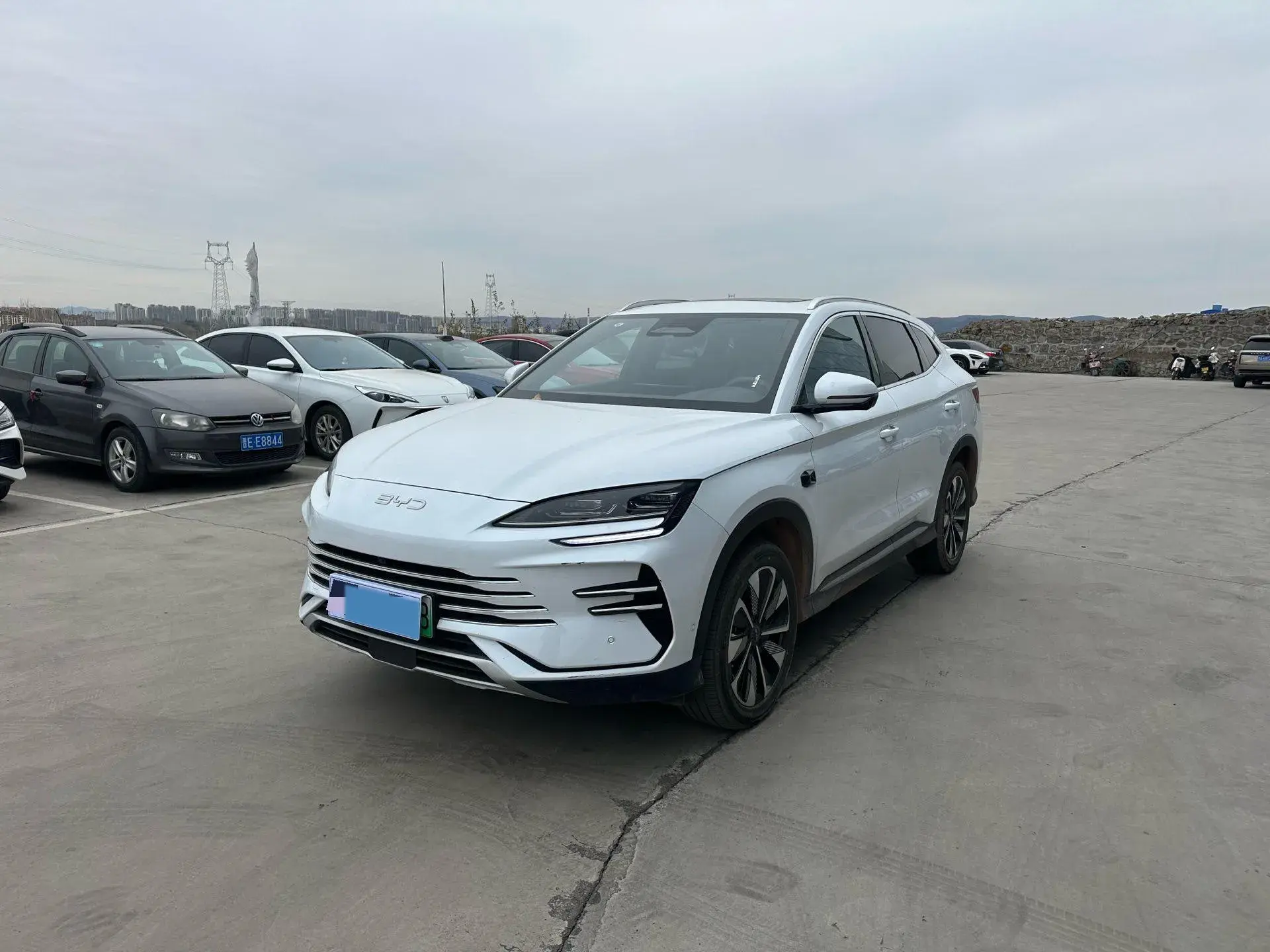 2025 BYD SONG view 1