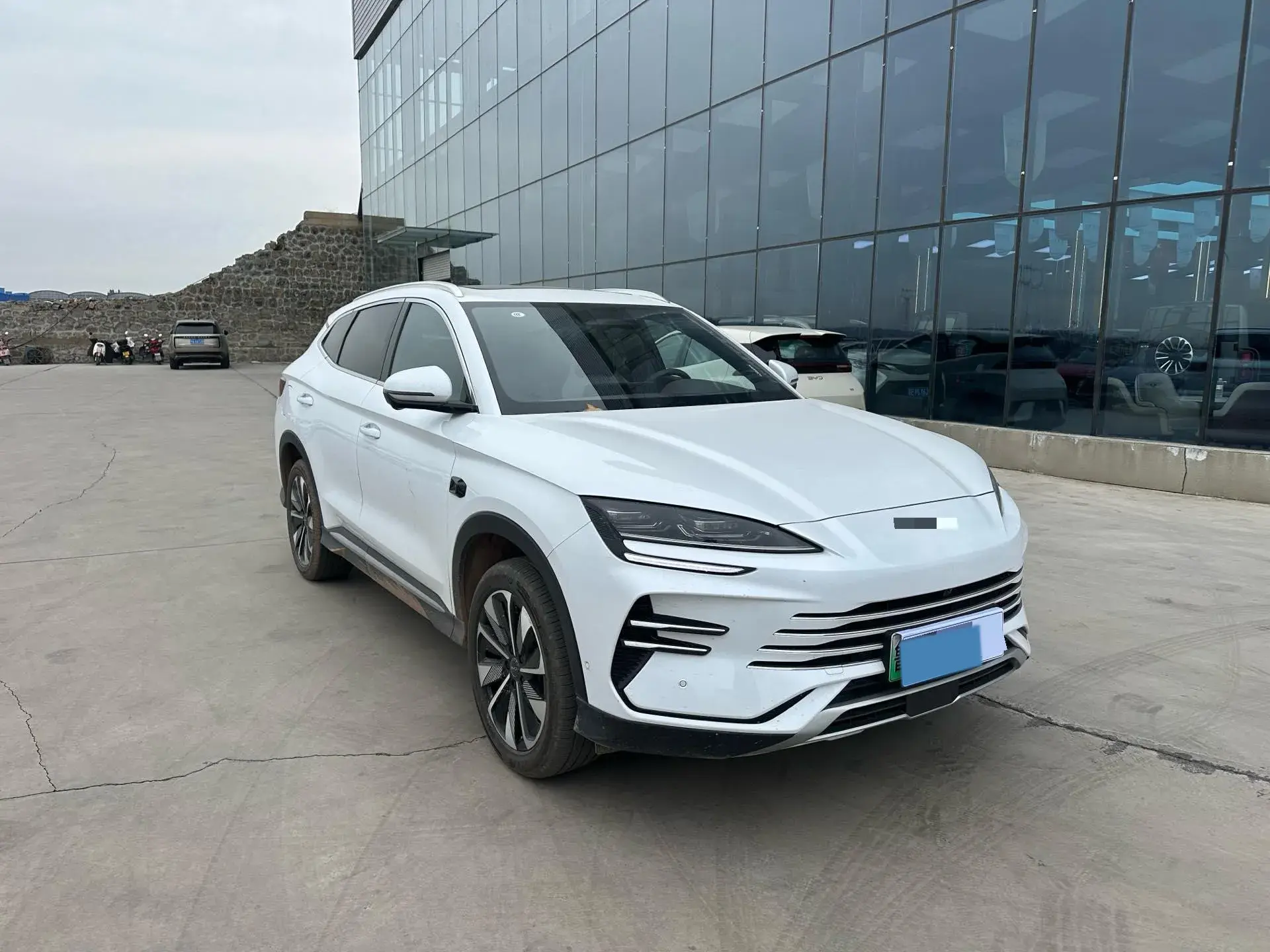 2025 BYD SONG thumbnail 3