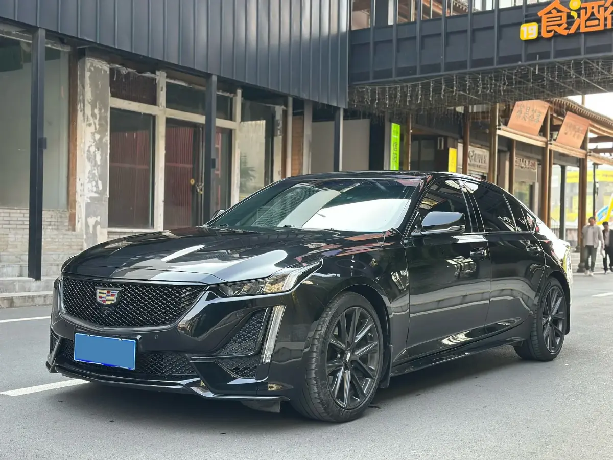 2020 Cadillac CT5 2.0T 237HP L4 10AT
