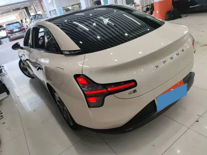 2024 XPENG MONA thumbnail 4