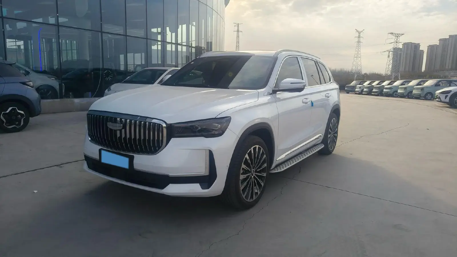 2024 Geely Monjaro 1.5T 163HP L4 3DHT Hybrid