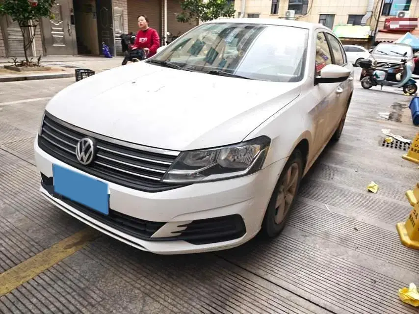 2019 VOLKSWAGEN LAVIDA view 1