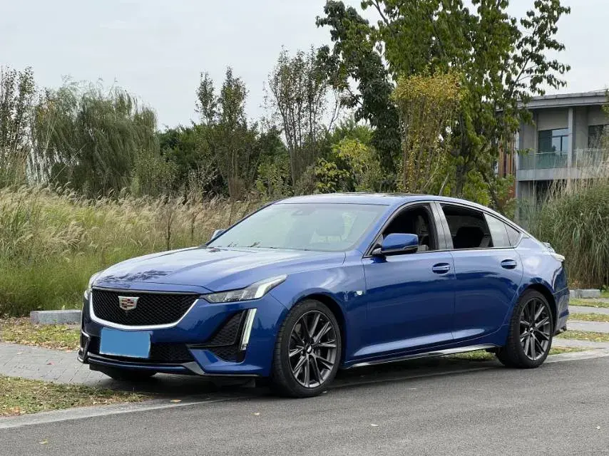 2020 Cadillac CT5 2.0T 241HP L4 10AT