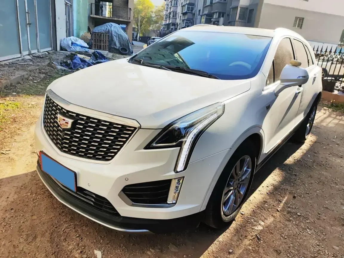 2022 Cadillac XT5 2.0T 237HP L4 9AT