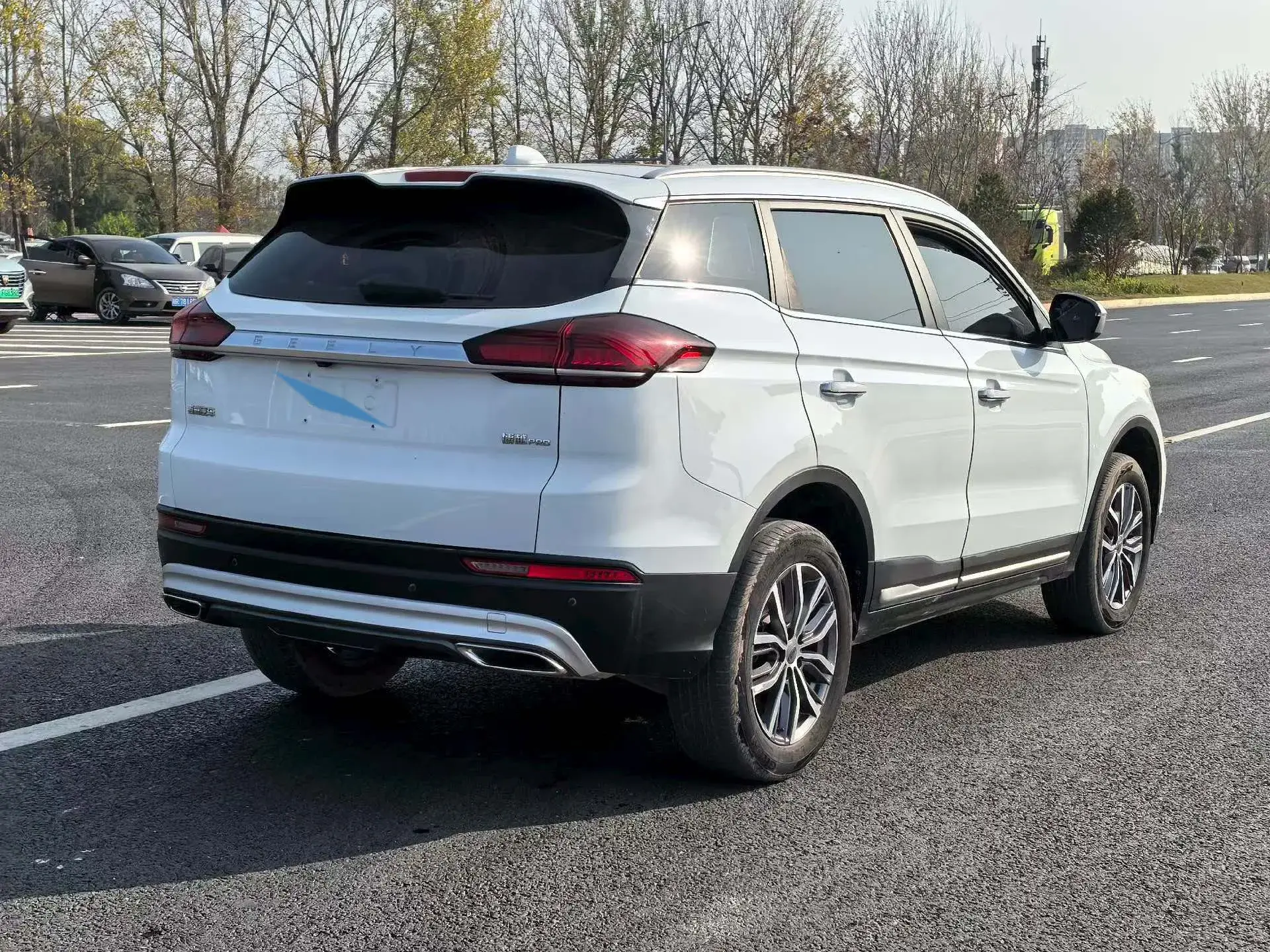 2020 GEELY AZKARRA thumbnail 3