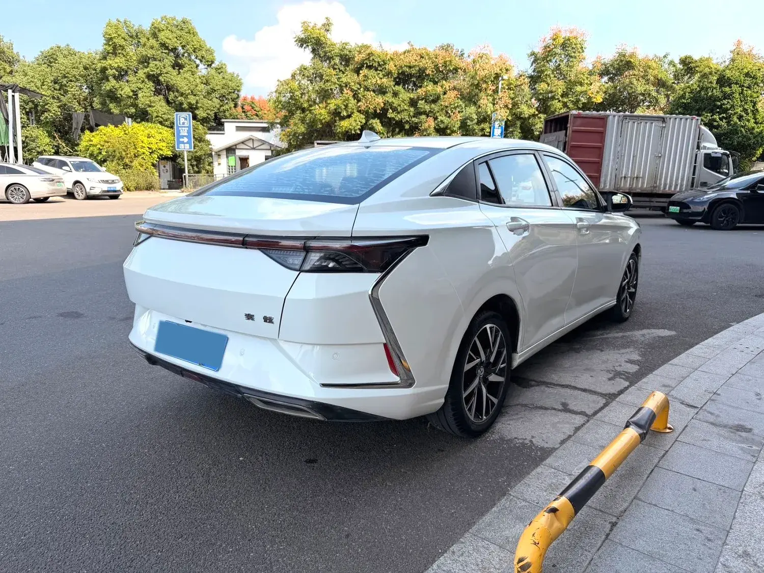 2020 DONGFENG AEOLUS thumbnail 3