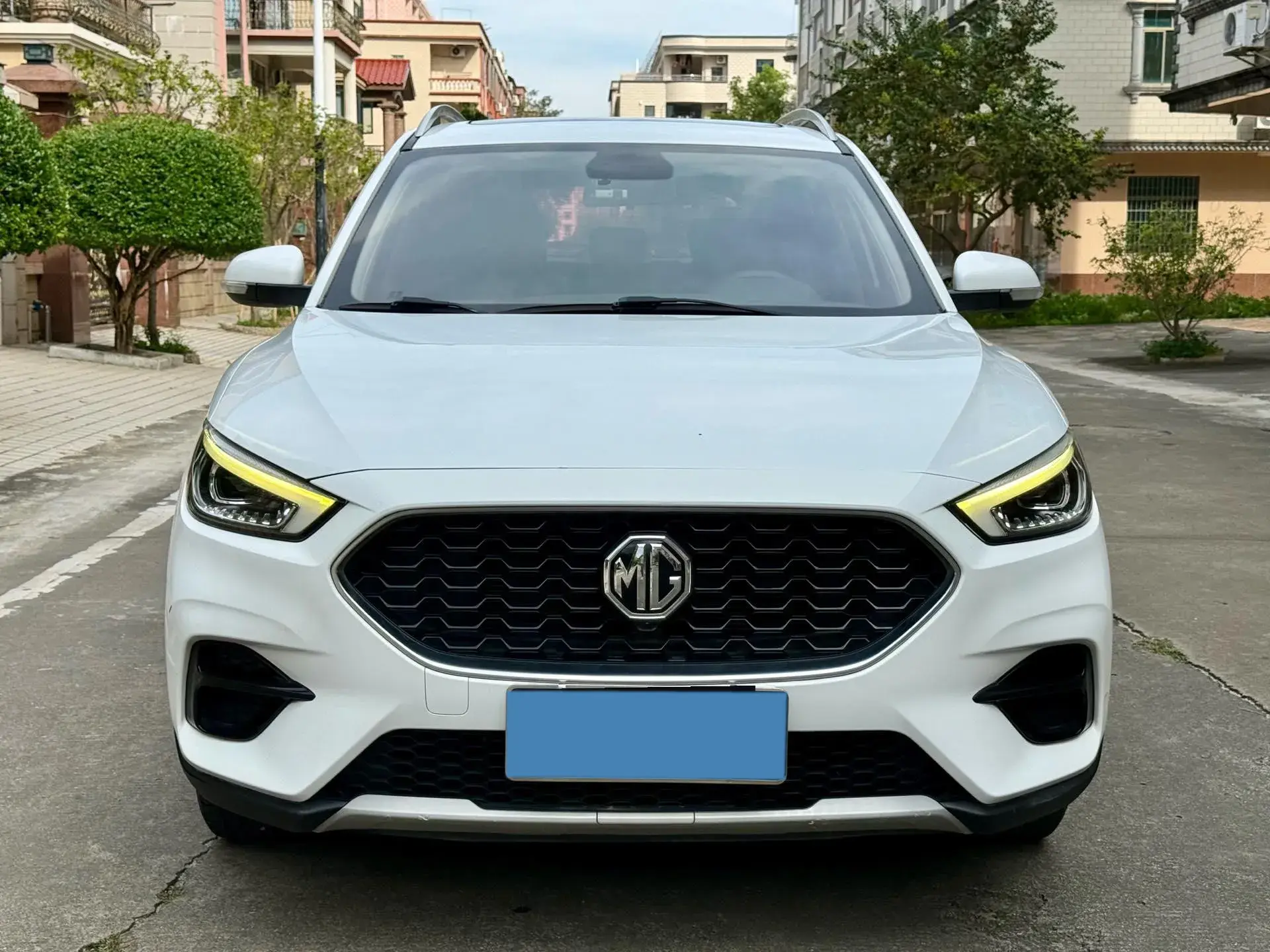 2020 MG ZS thumbnail 2