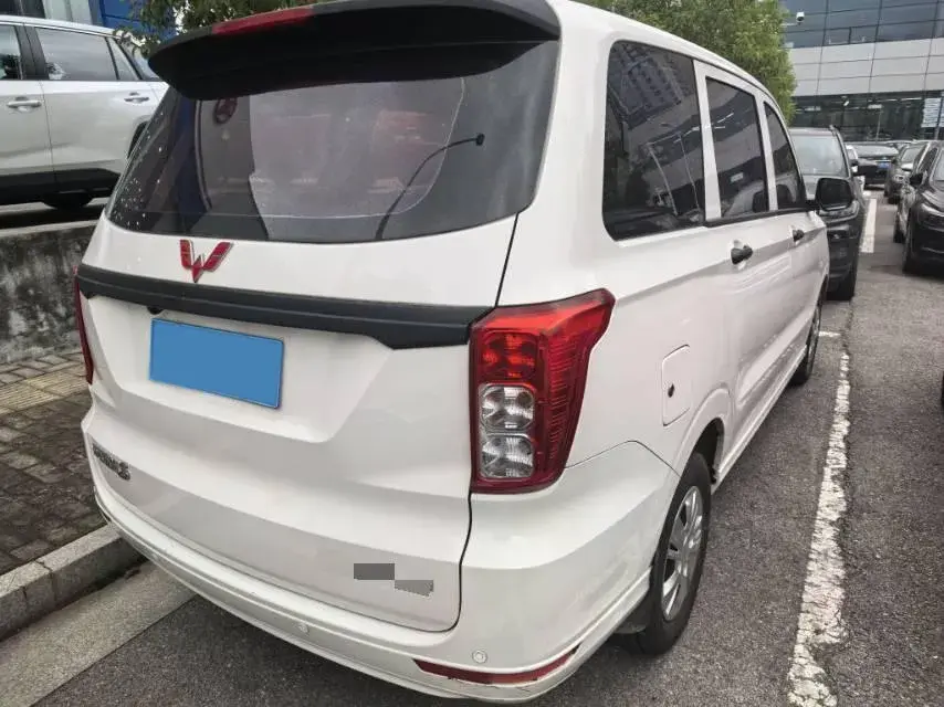 2019 WULING HONGGUANG thumbnail 2