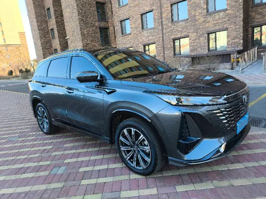 2023 CHANGAN CS85 thumbnail 3