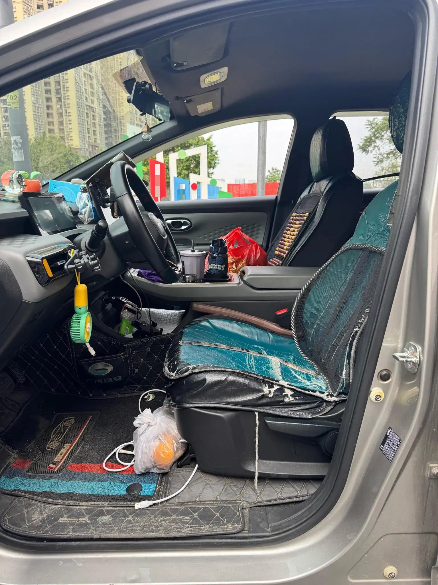 2022 AION Y thumbnail 4