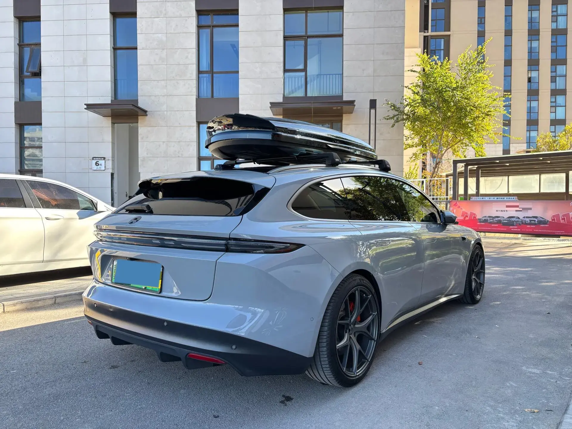 2023 NIO ET5T thumbnail 4