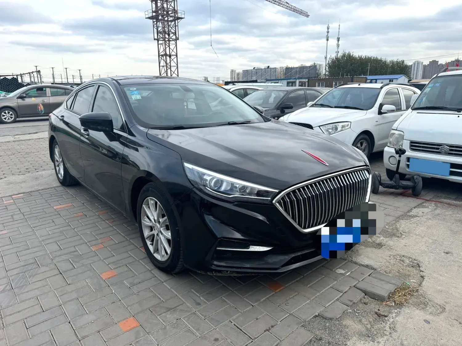 2018 HONGQI H5 thumbnail 3