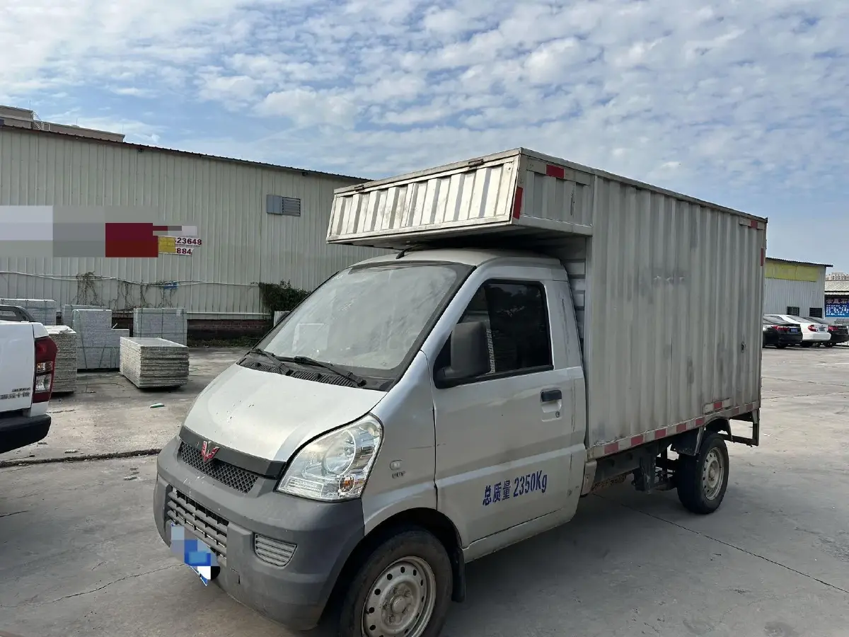 2020 WuLing RongGuang Mini Truck 1.5L 99HP L4 5MT