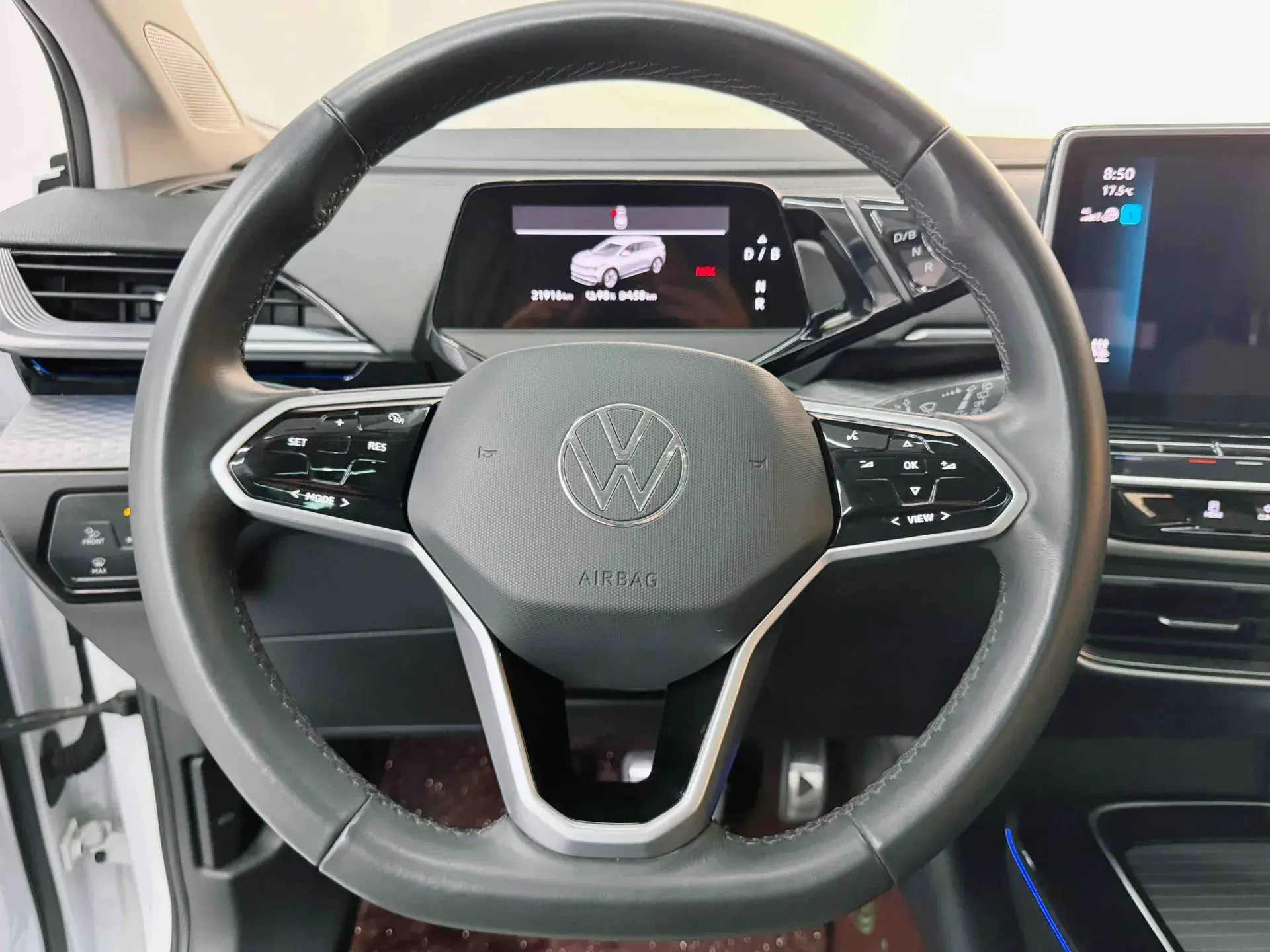 2021 VOLKSWAGEN ID.6 thumbnail 4