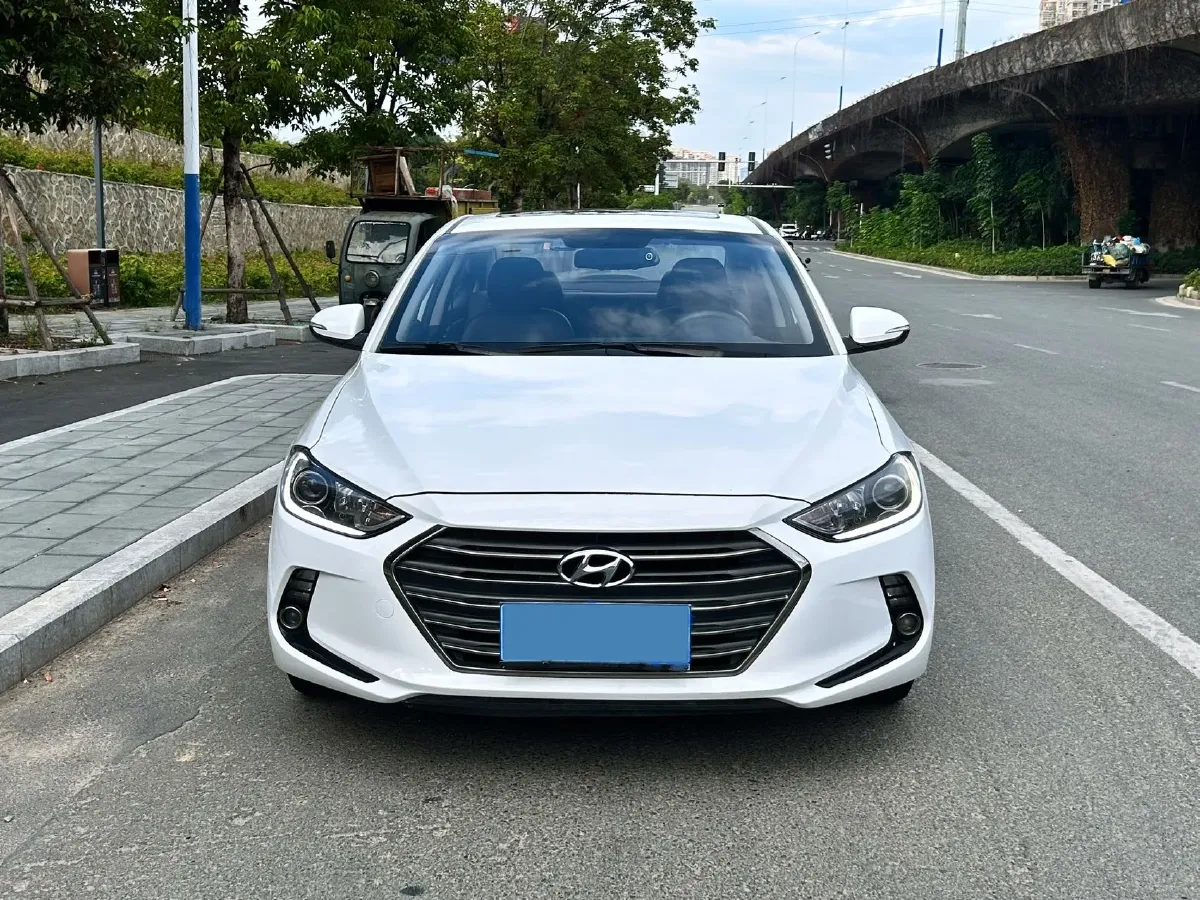 2016 Hyundai Elantra 1.6L 130HP L4 6AT,autocango,china used car exporter,china ev exporter,chinese used car exporter,chinese used ev exporter