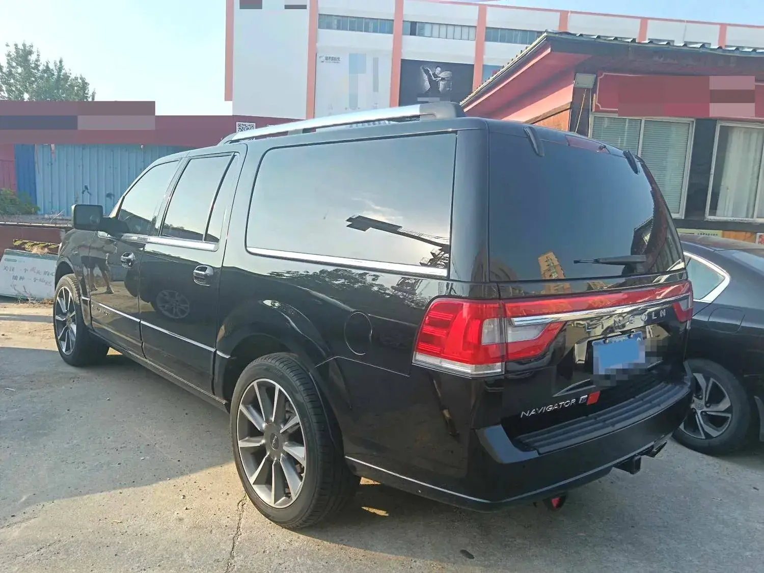 2017 LINCOLN NAVIGATOR thumbnail 4