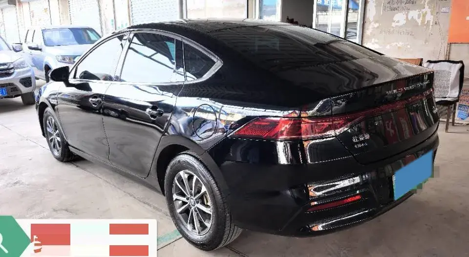 2023 BYD QIN thumbnail 4