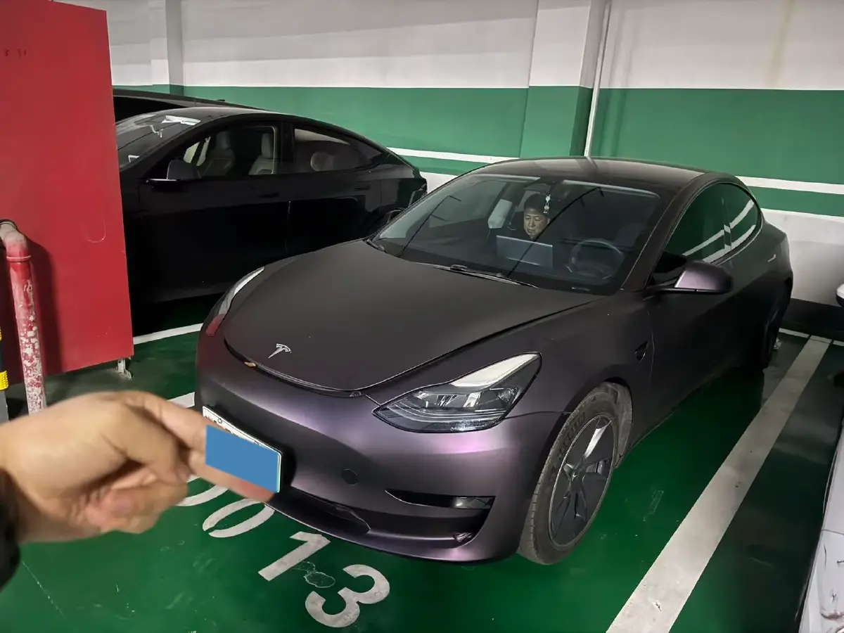 2022 Tesla Model 3 BEV 60KWH