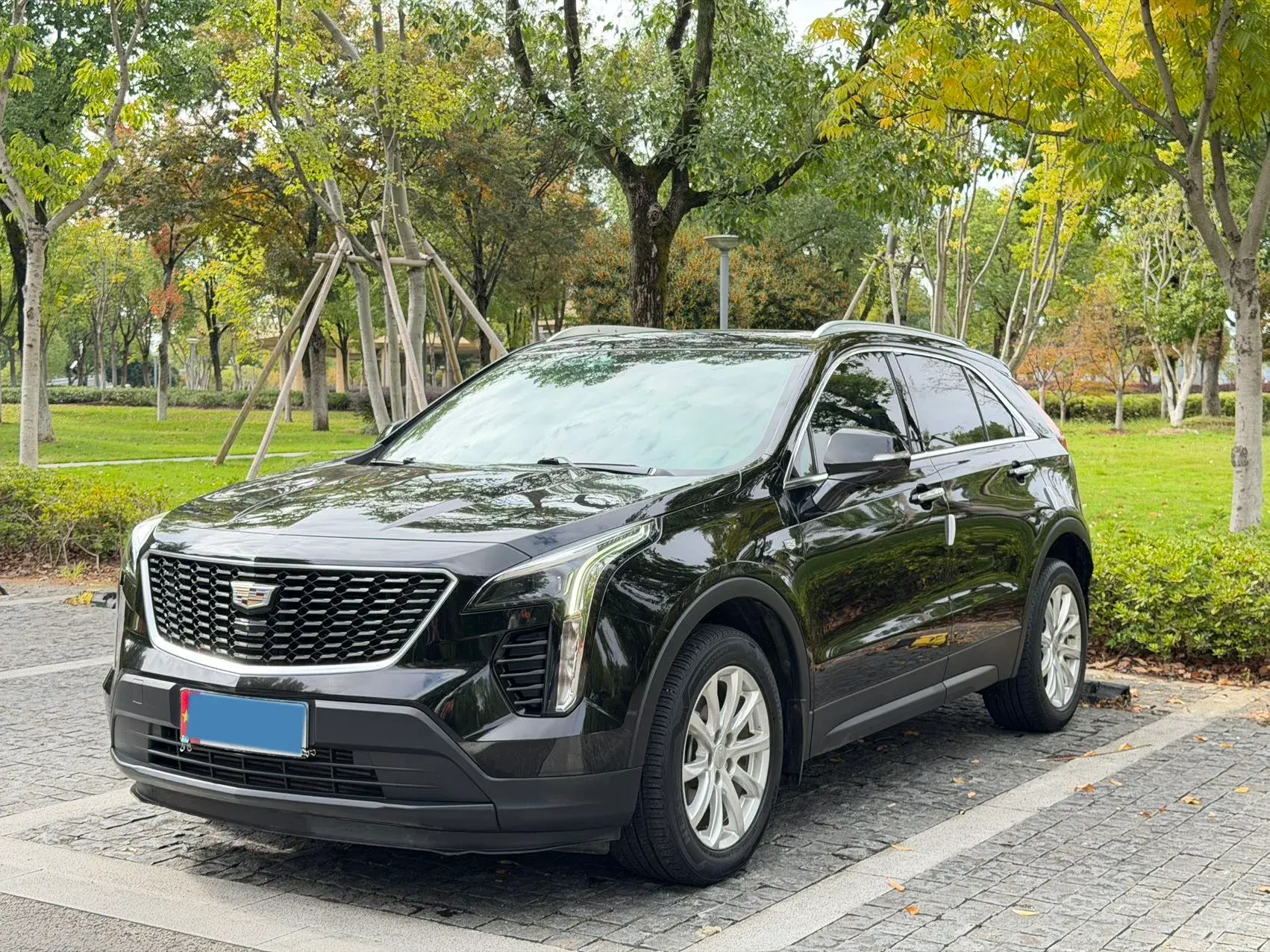 2020 CADILLAC XT4 thumbnail 4