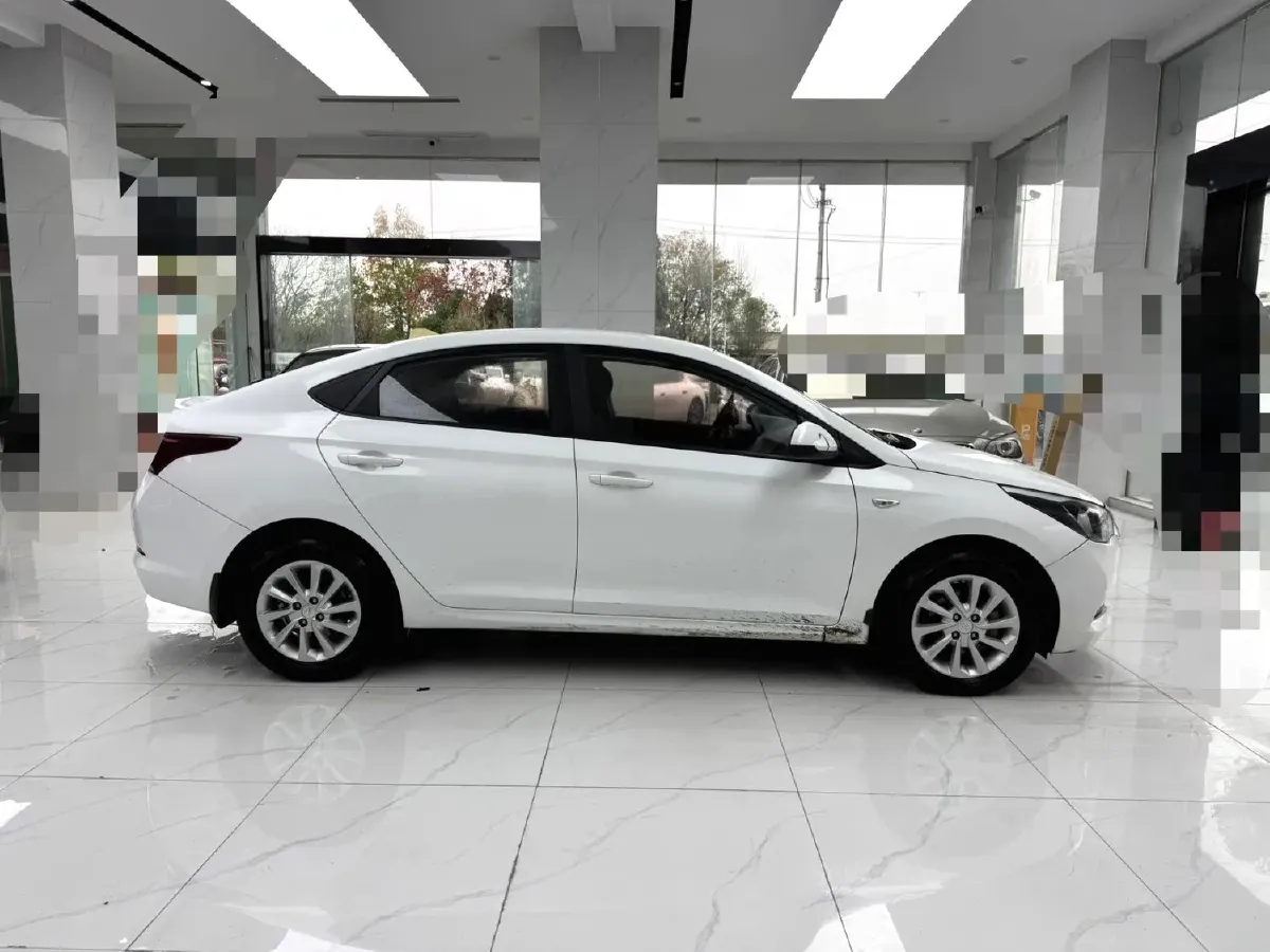 2017 Hyundai Verna RV 1.4L 100HP L4 6AT,autocango,china used car exporter,china ev exporter,chinese used car exporter,chinese used ev exporter