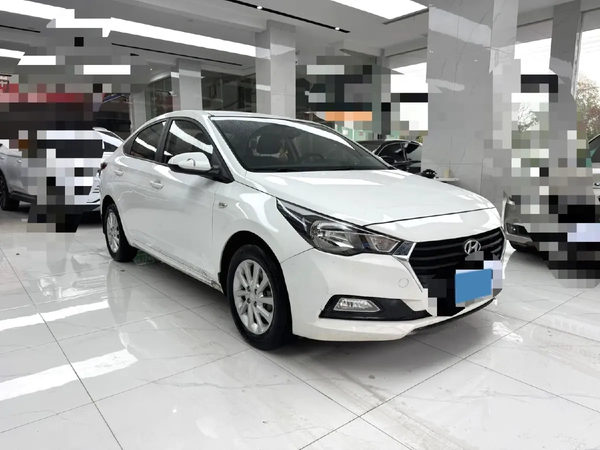 2017 Hyundai Verna RV 1.4L 100HP L4 6AT,autocango,china used car exporter,china ev exporter,chinese used car exporter,chinese used ev exporter