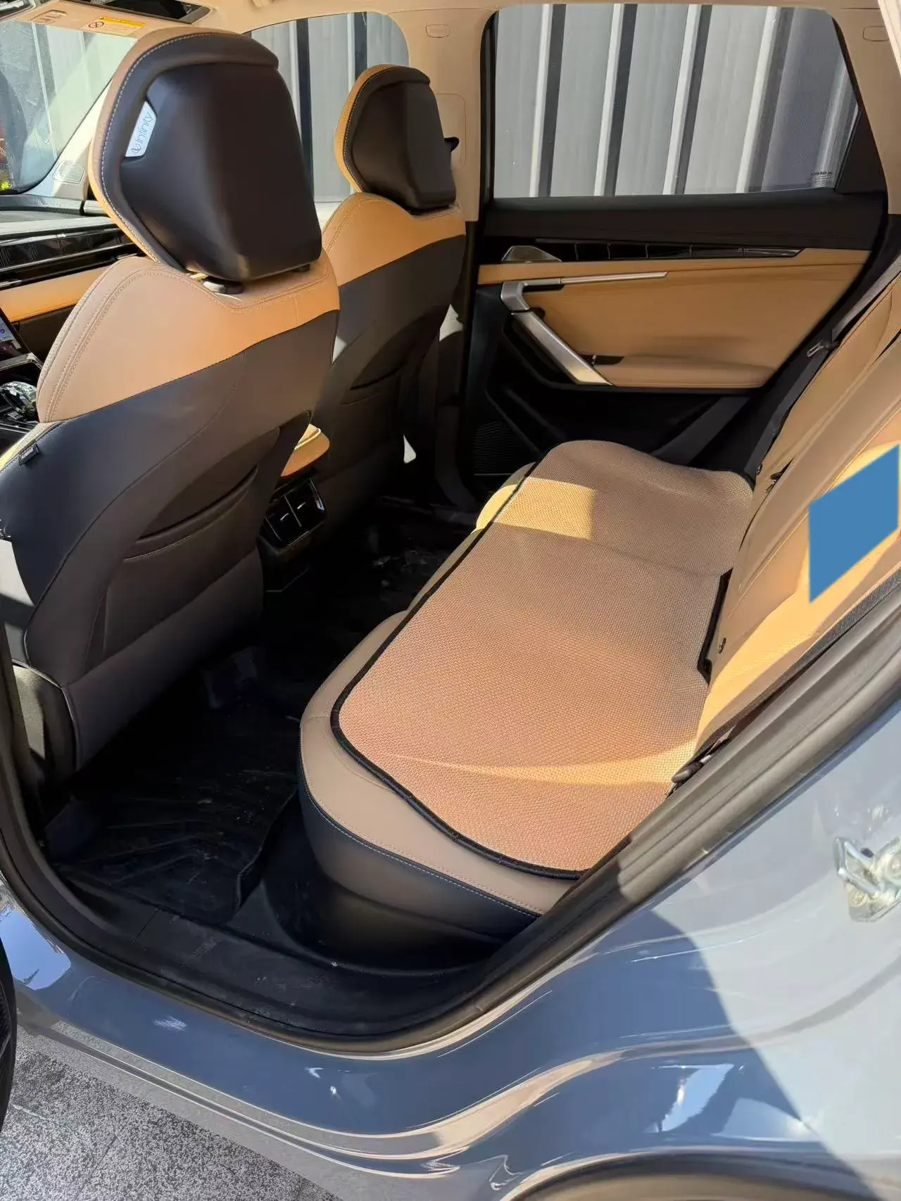 2023 GEELY STARRAY thumbnail 3