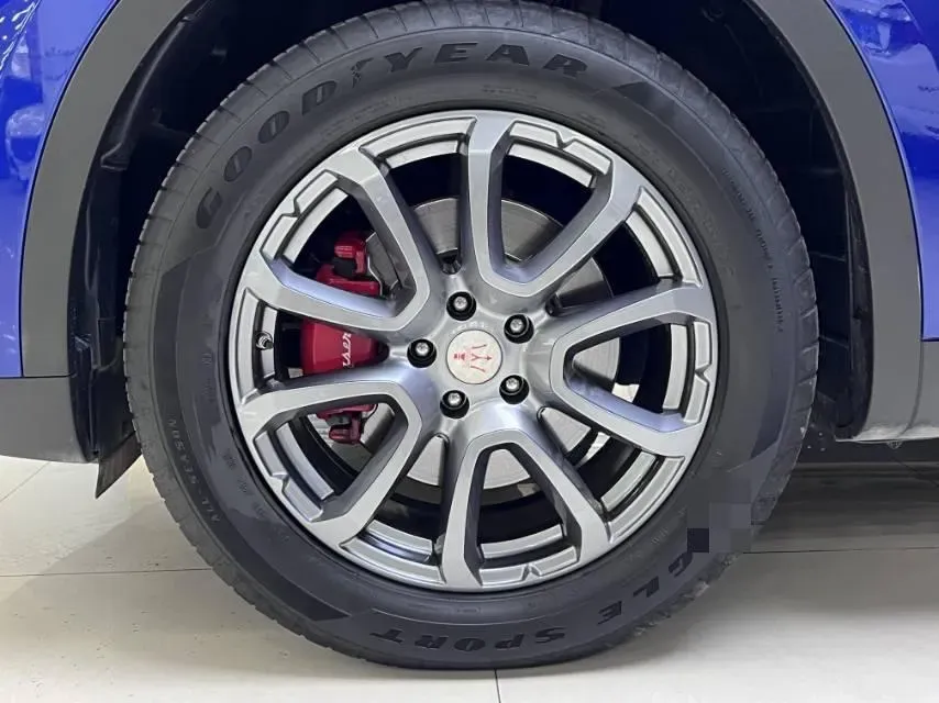 2021 Maserati Levante 3.0T 350HP V6 8AT,autocango,china used car exporter,china ev exporter,chinese used car exporter,chinese used ev exporter