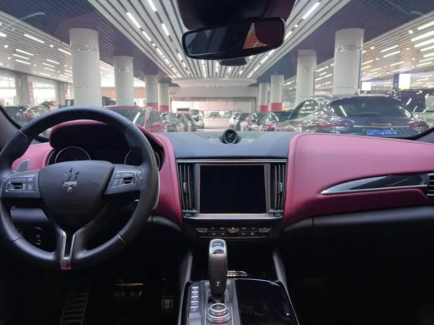 2021 Maserati Levante 3.0T 350HP V6 8AT,autocango,china used car exporter,china ev exporter,chinese used car exporter,chinese used ev exporter