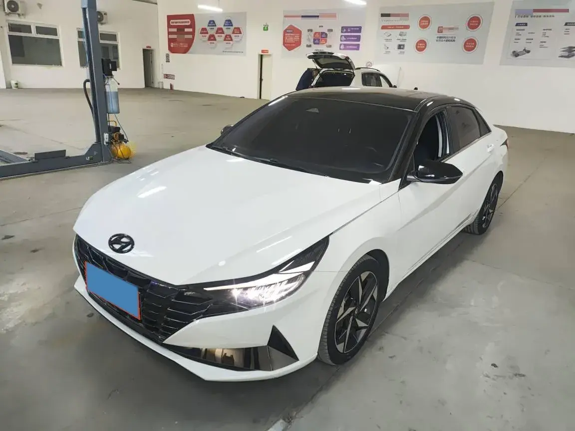 2021 Hyundai Elantra 1.5L 115HP L4 CVT