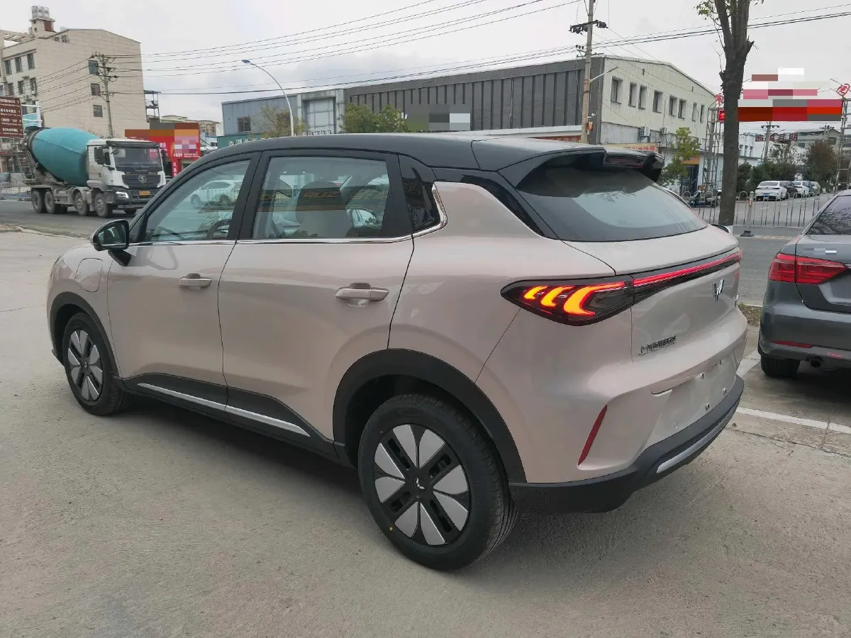 2025 WuLing BinGuo S BEV,autocango,china used car exporter,china ev exporter,chinese used car exporter,chinese used ev exporter