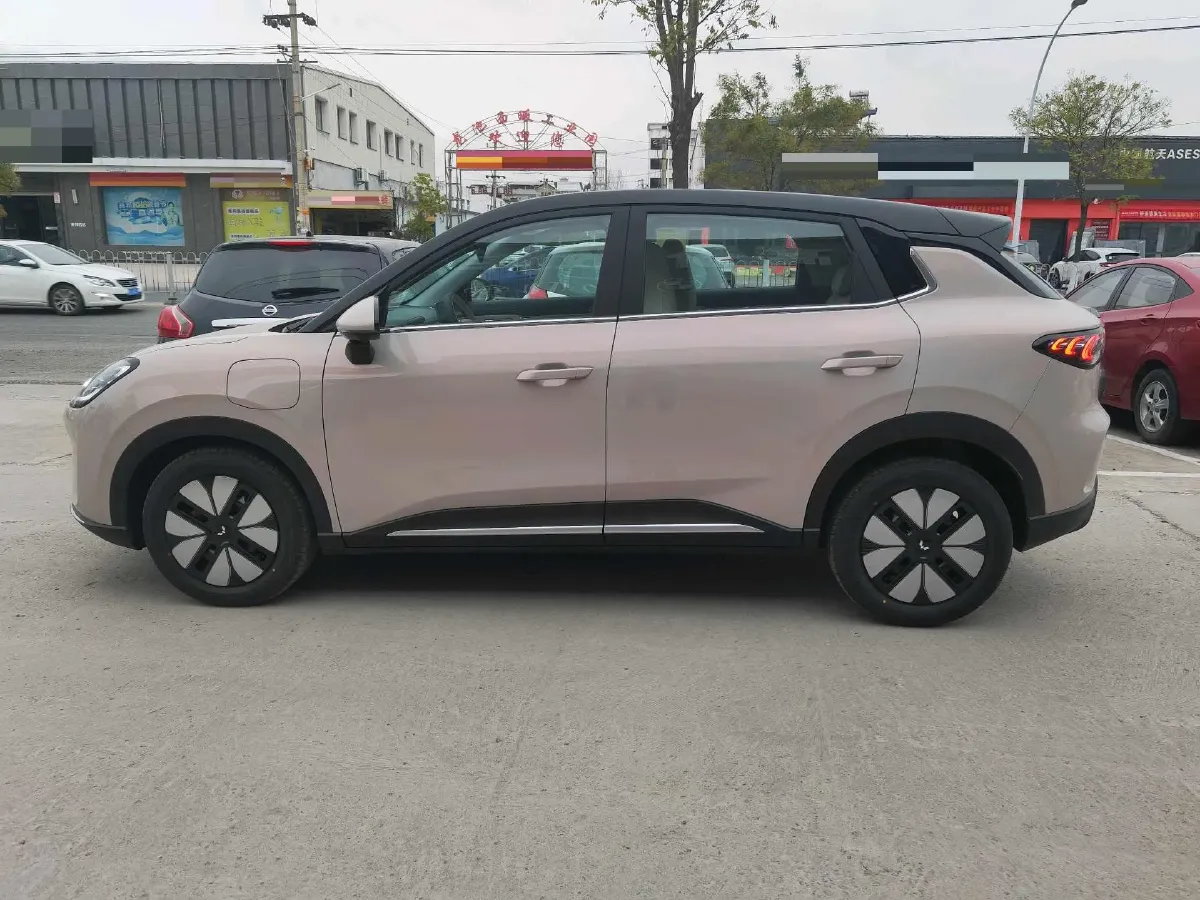 2025 WuLing BinGuo S BEV,autocango,china used car exporter,china ev exporter,chinese used car exporter,chinese used ev exporter