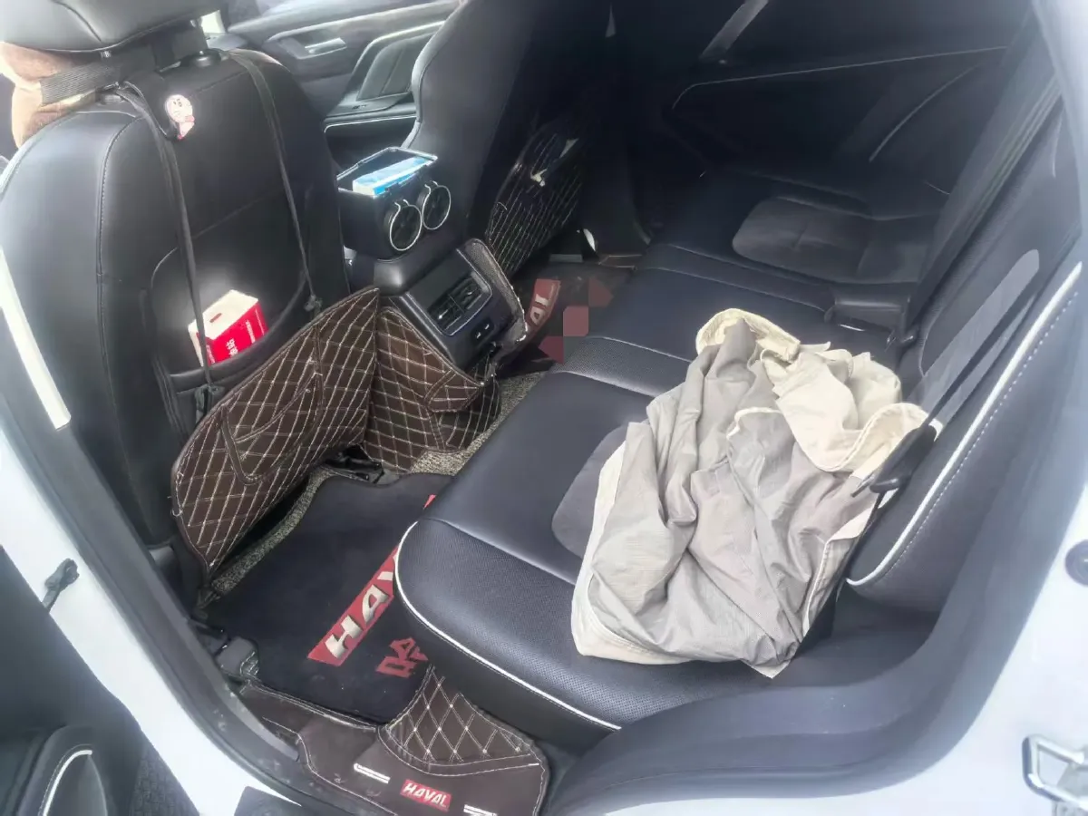 2021 Haval H6 1.5T 150HP L4 7DCT,autocango,china used car exporter,china ev exporter,chinese used car exporter,chinese used ev exporter