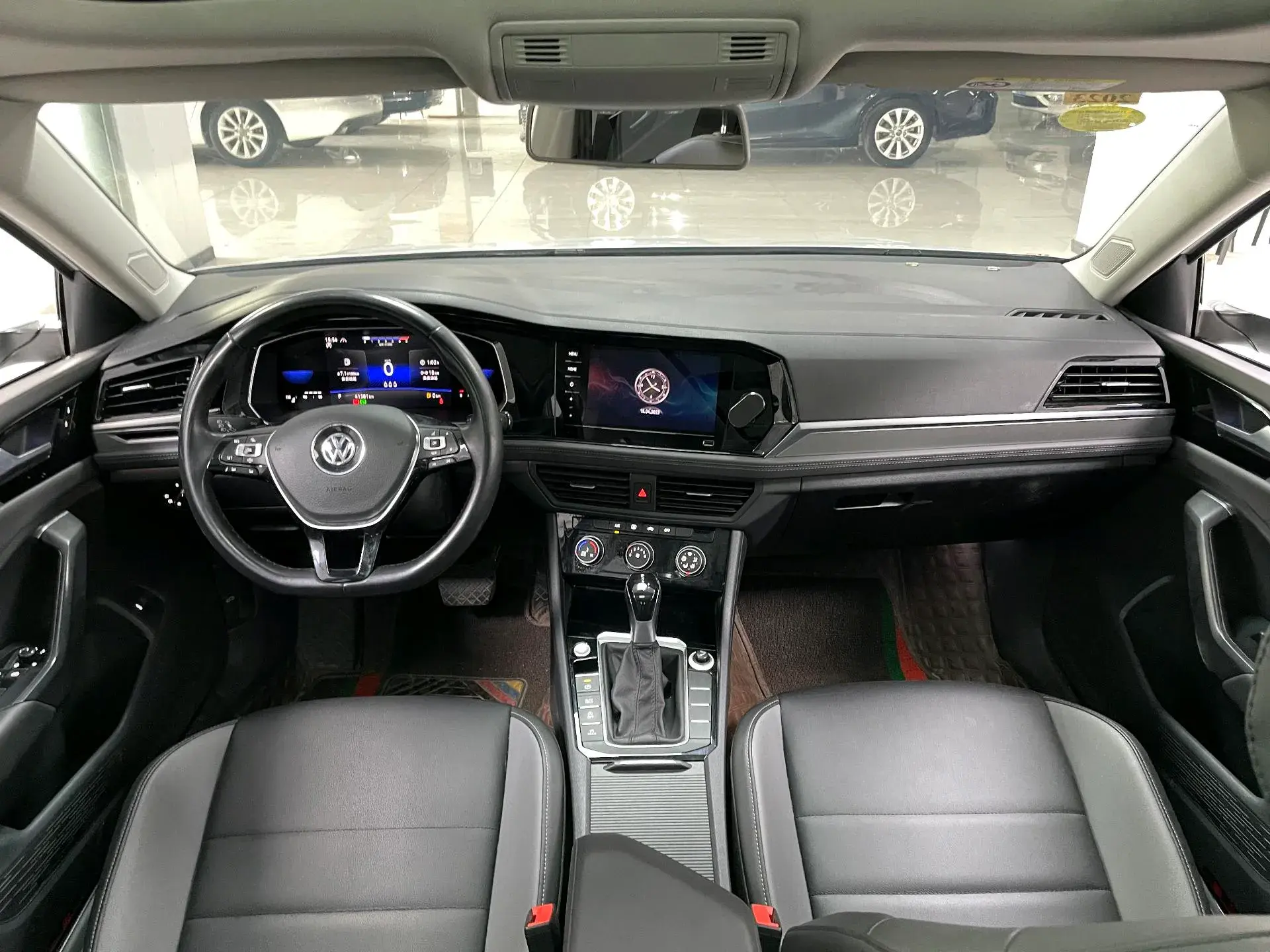 2020 VOLKSWAGEN SAGITAR thumbnail 2