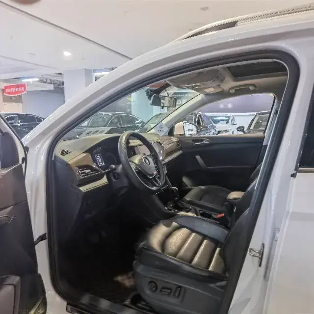 2021 VOLKSWAGEN THARU thumbnail 4