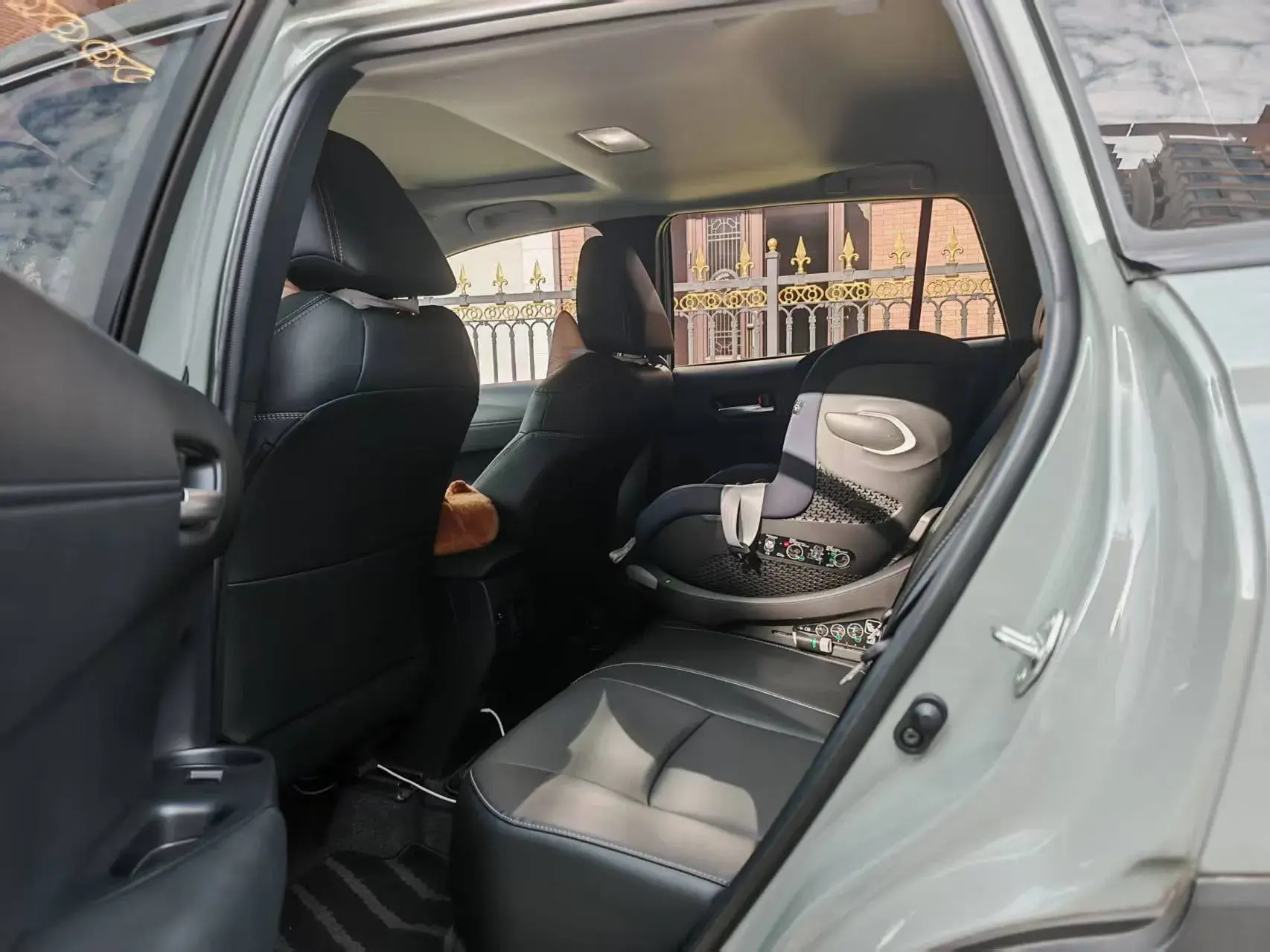 2022 TOYOTA COROLLA thumbnail 4