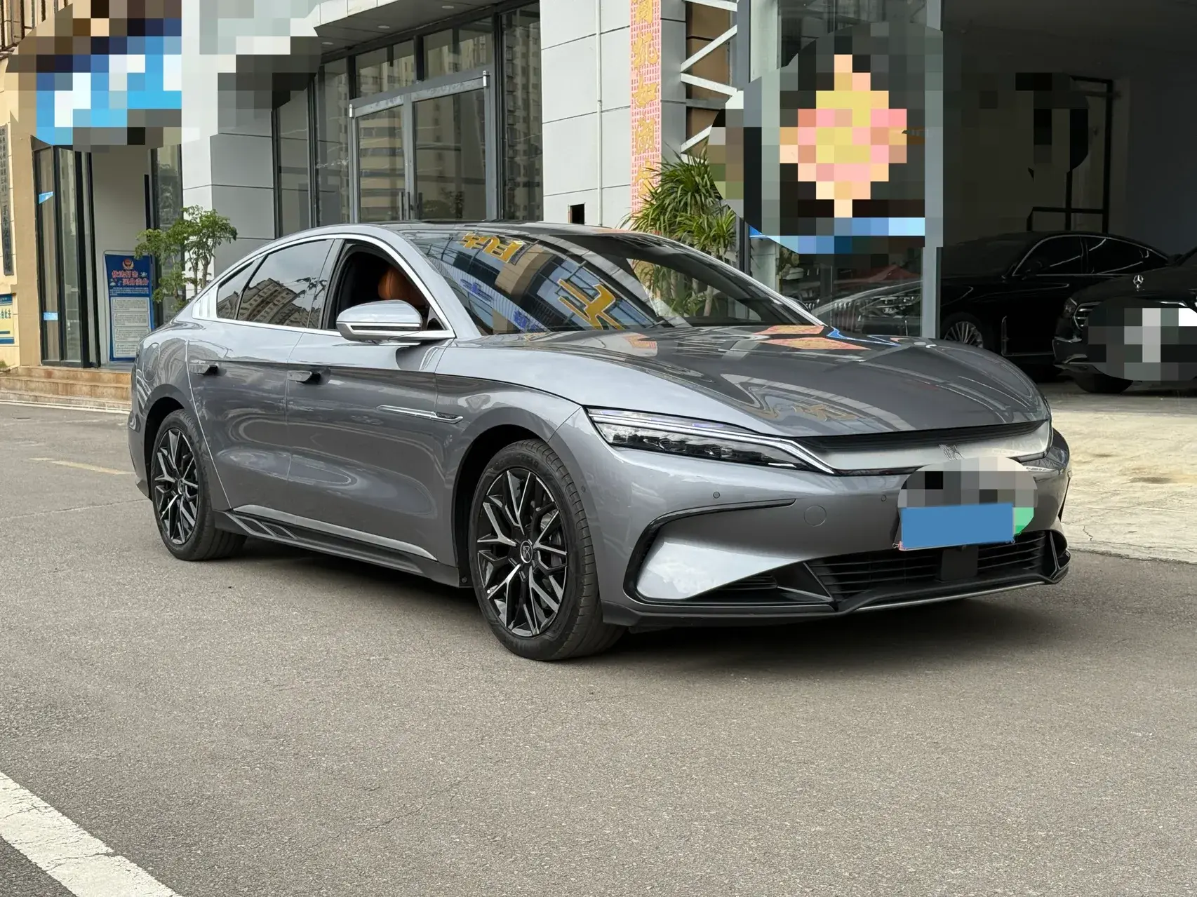 2022 BYD HAN thumbnail 3