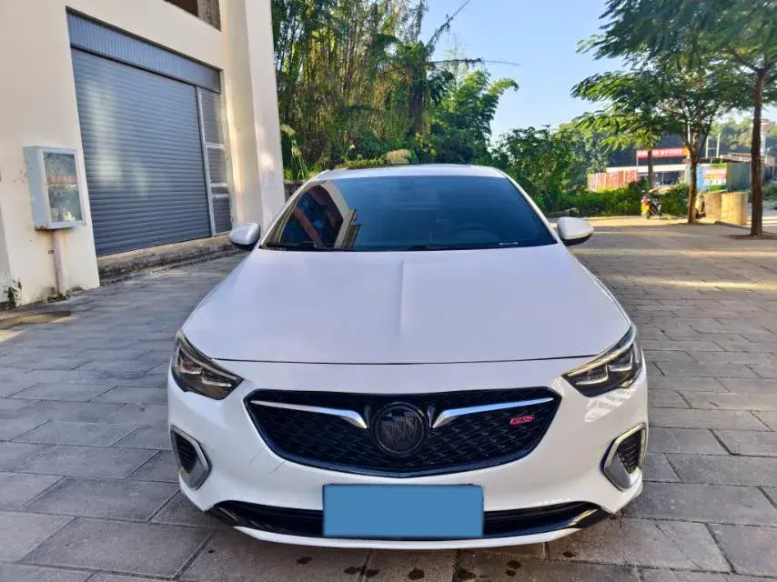 2019 BUICK REGAL thumbnail 2
