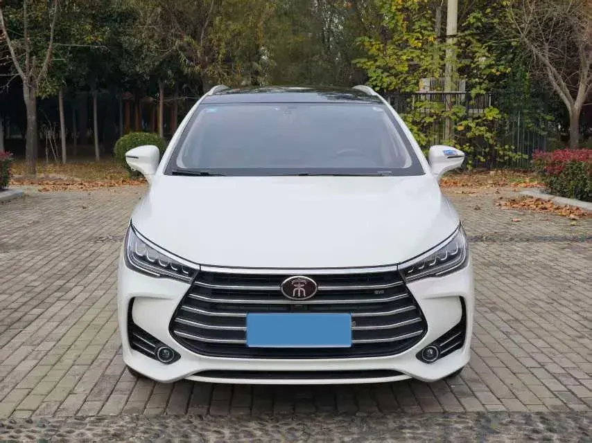 2018 BYD SONG thumbnail 2