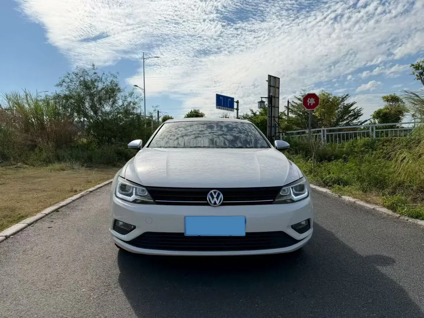 2018 VOLKSWAGEN LAMANDO thumbnail 2